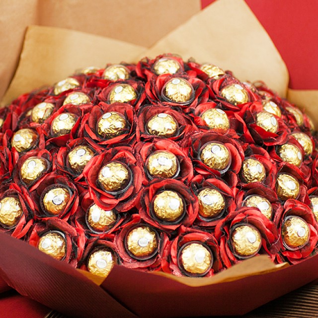 情人節專屬 真愛永恆66顆金莎巧克力花束
