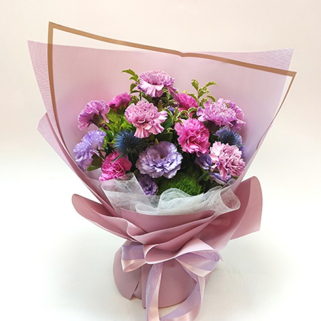 紫韻感恩康乃馨花束 母親節給媽咪愛的驚喜