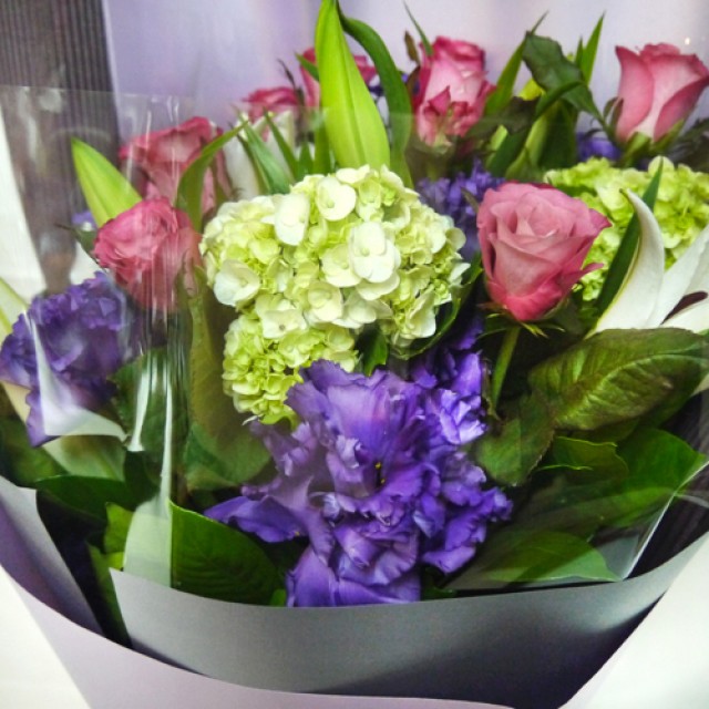 送男老師教師節禮物排行榜玫瑰繡球百合花束 心願網路花店